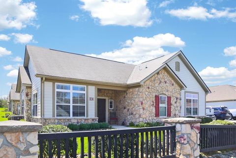 Photo of 102 Colonial Woods Drive, Mount Vernon, OH 43050 (MLS # 226013084)