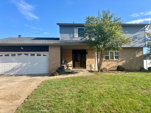 Tiny photo for 6338 Beaver Lake Drive, Grove City, OH 43123 (MLS # 225039658)