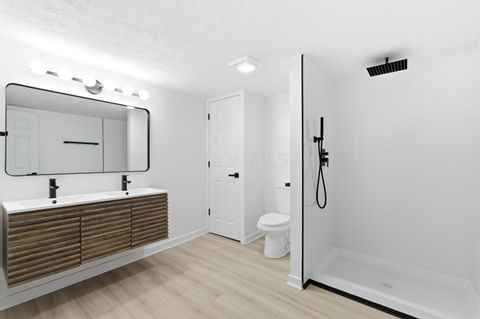 Tiny photo for 2321 Dunning Court, Columbus, OH 43219 (MLS # 226002961)