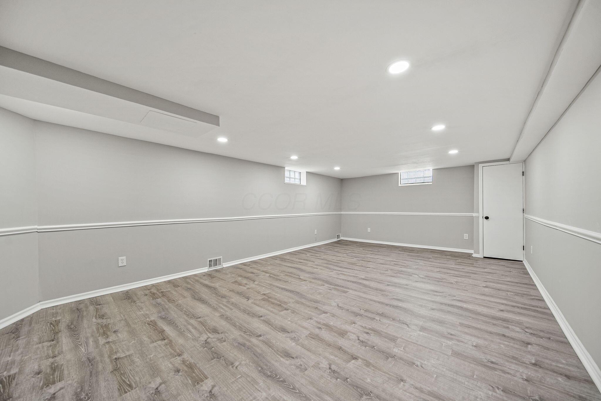 2960 Berwick Boulevard, Columbus, Ohio image 32