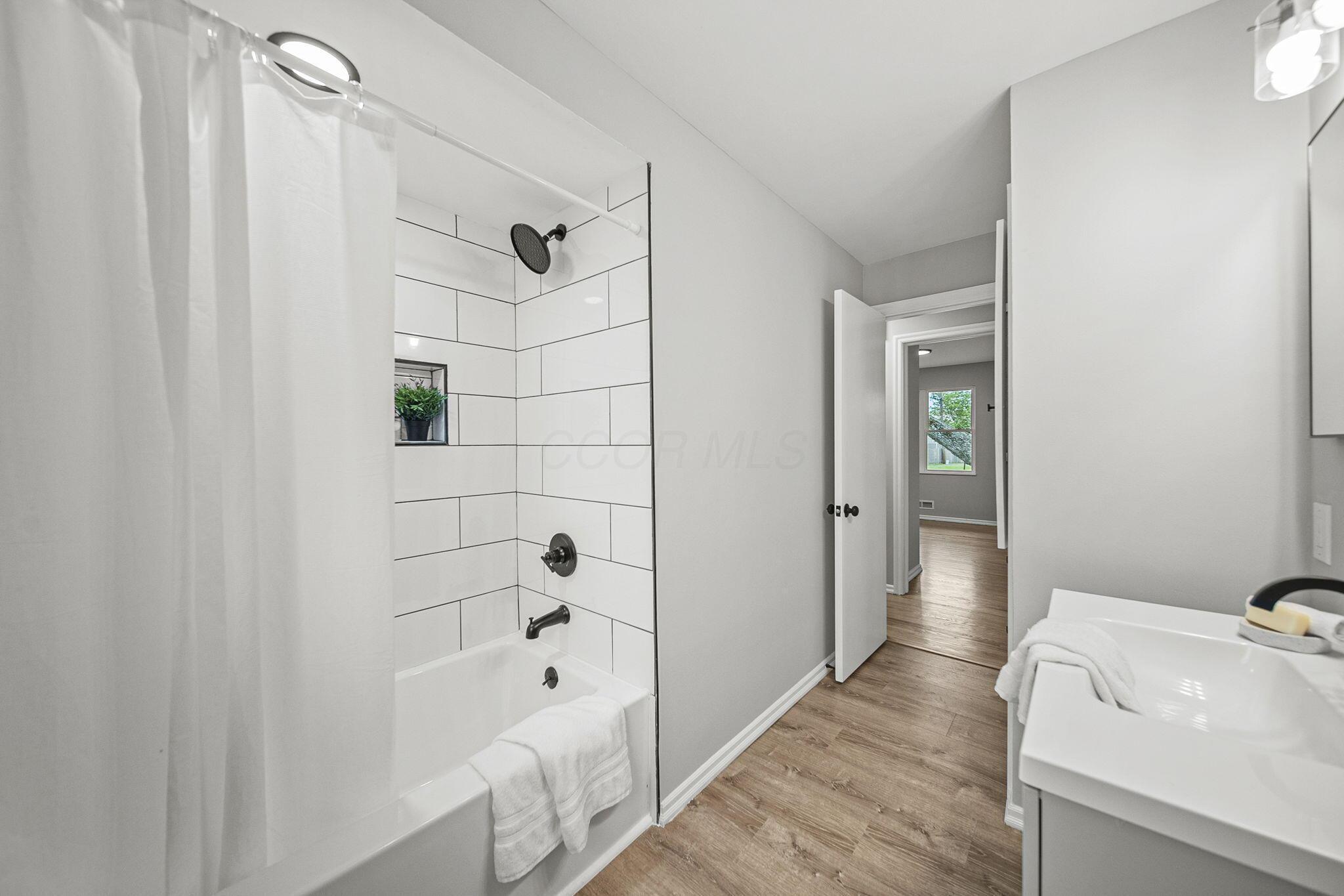 2960 Berwick Boulevard, Columbus, Ohio image 17