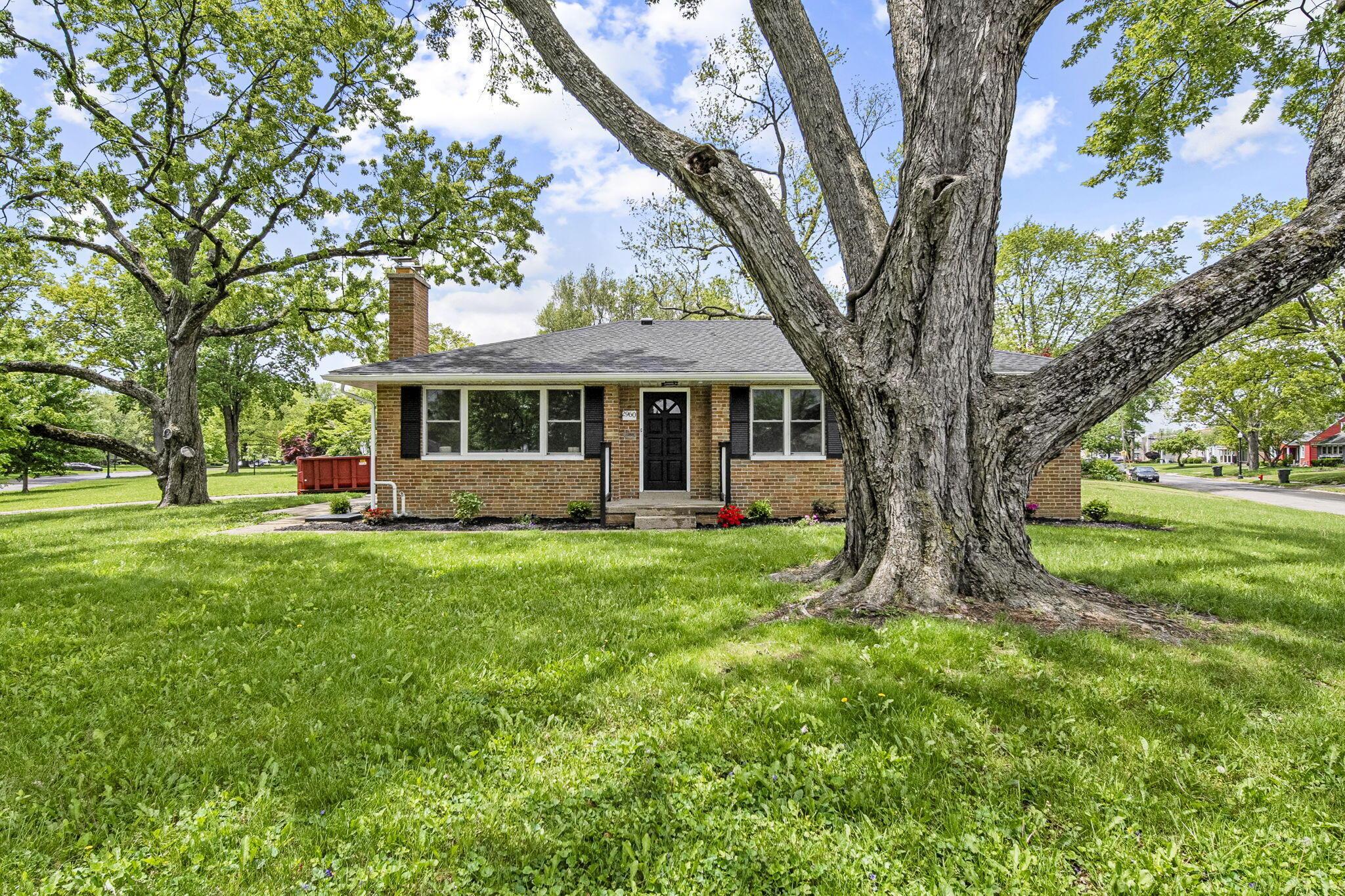 2960 Berwick Boulevard, Columbus, Ohio image 1