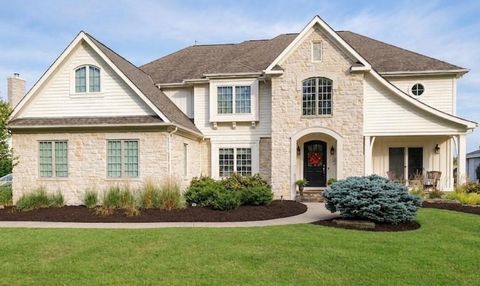 Photo of 5924 Dunheath Loop, Dublin, OH 43016 (MLS # 226018369)