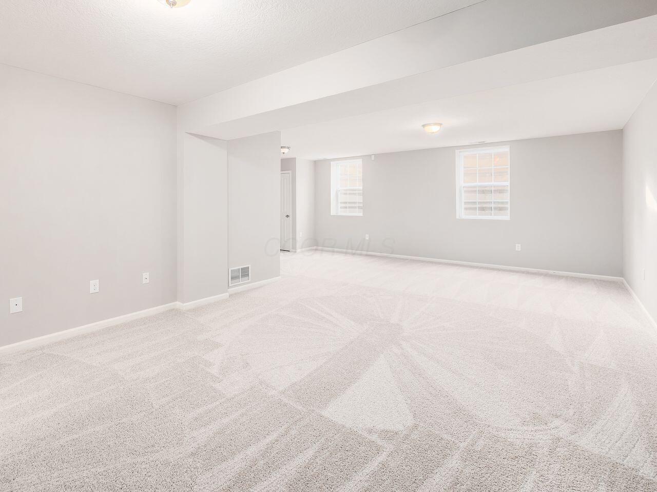 7058 Kinsale Lane, Powell, Ohio image 33