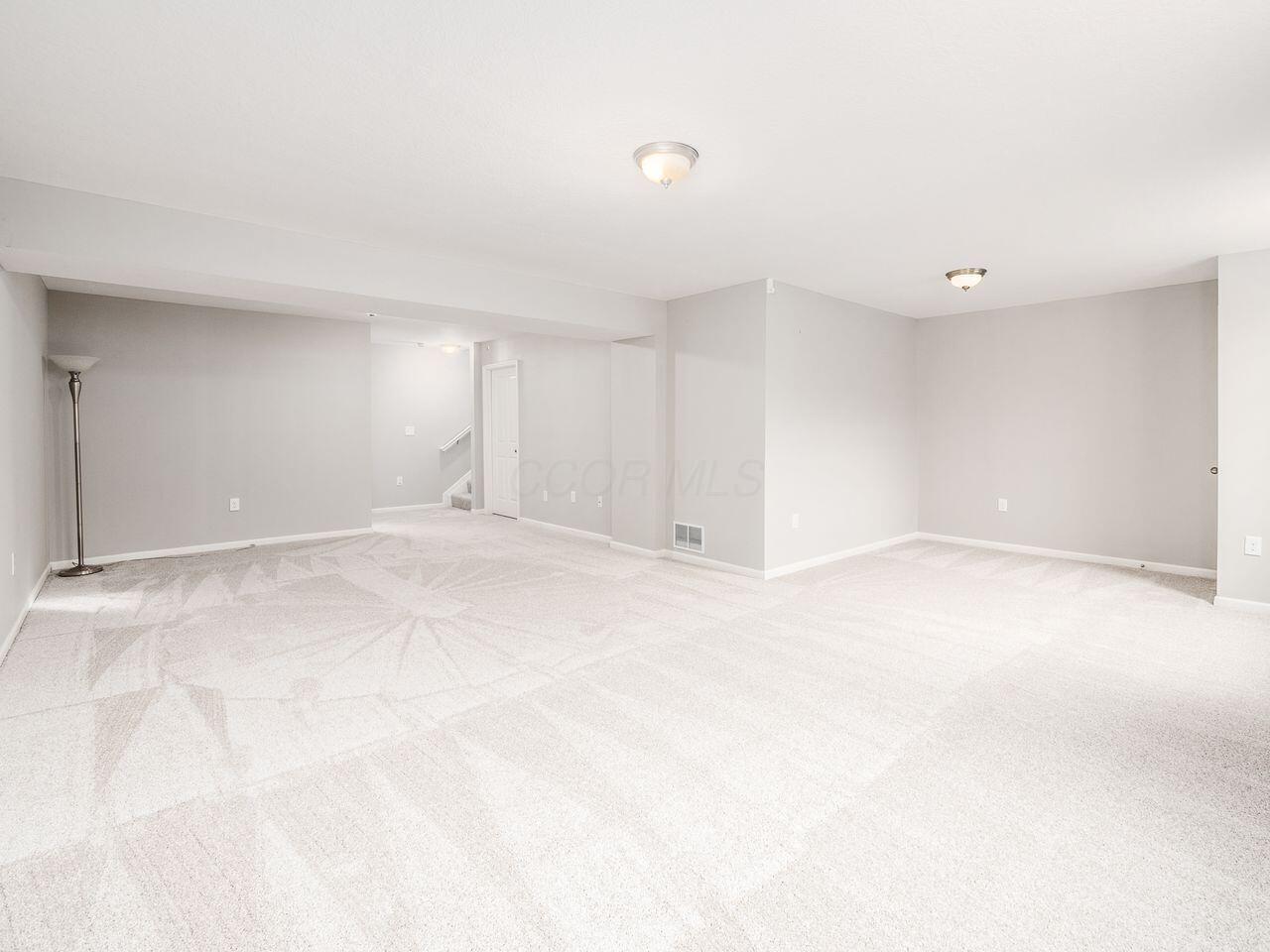 7058 Kinsale Lane, Powell, Ohio image 34