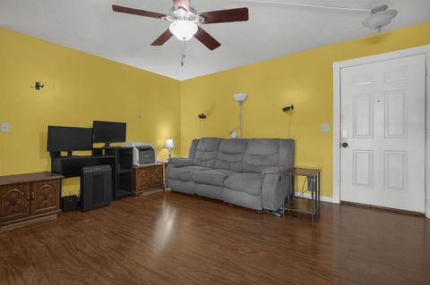 Tiny photo for 625 Country Club Drive B7 #B7, Newark, OH 43055 (MLS # 226007811)