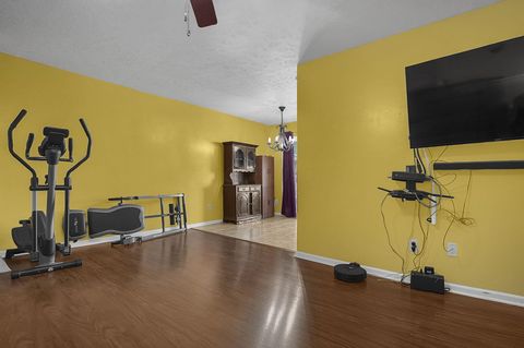 Tiny photo for 625 Country Club Drive B7 #B7, Newark, OH 43055 (MLS # 226007811)