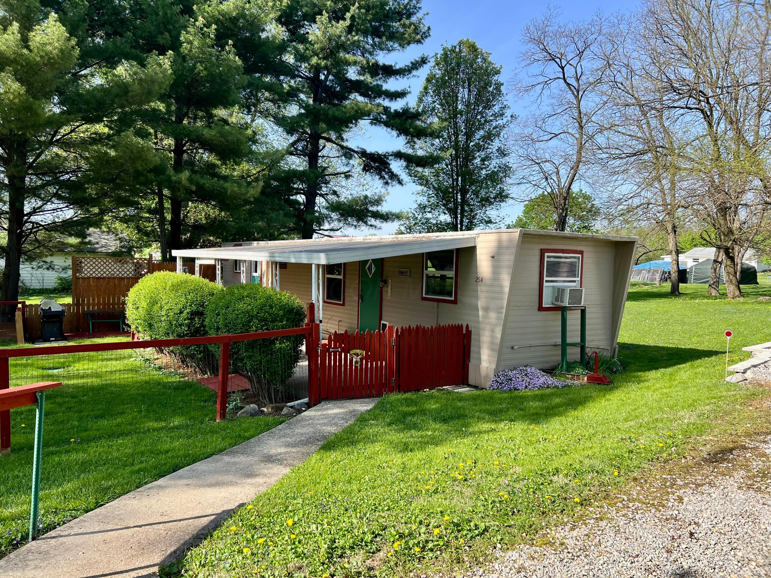 254 N Champaign Street, Catawba, Ohio image 3
