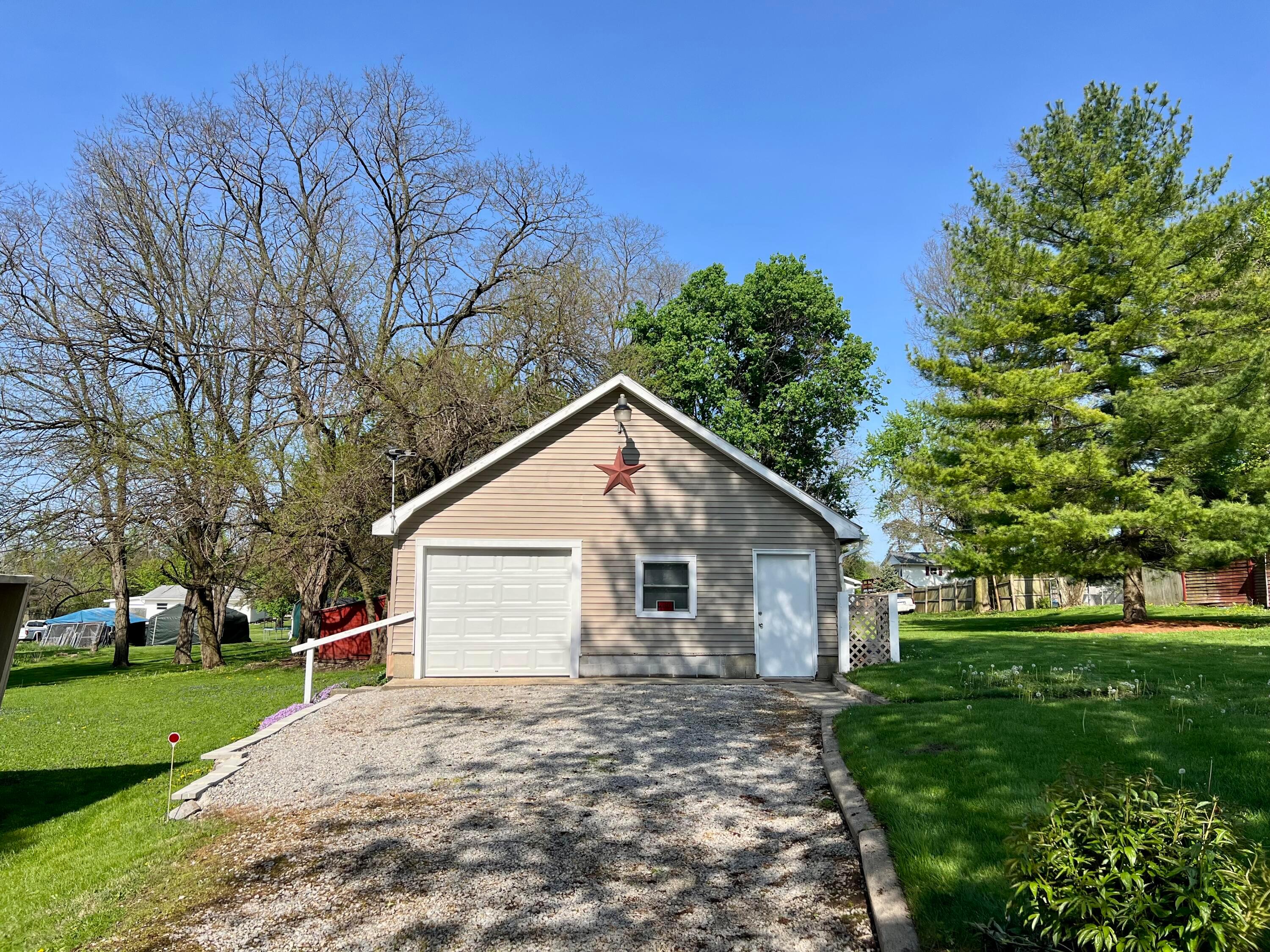 254 N Champaign Street, Catawba, Ohio image 15