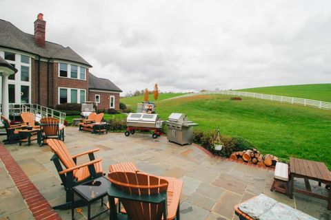 Tiny photo for 16187 Kreashbaum Road, Rockbridge, OH 43149 (MLS # 226000601)