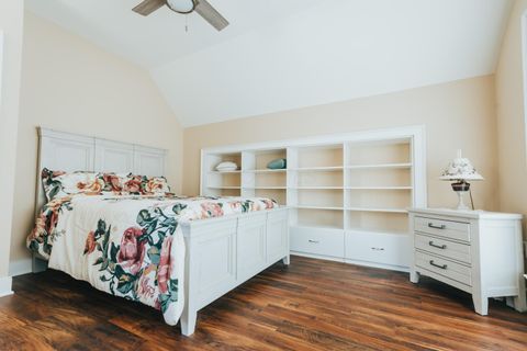 Tiny photo for 16187 Kreashbaum Road, Rockbridge, OH 43149 (MLS # 226000601)