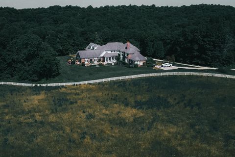 Tiny photo for 16187 Kreashbaum Road, Rockbridge, OH 43149 (MLS # 226000601)