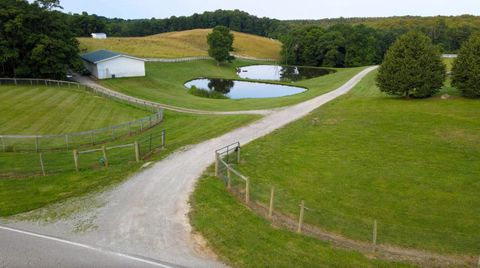 Tiny photo for 16187 Kreashbaum Road, Rockbridge, OH 43149 (MLS # 226000601)