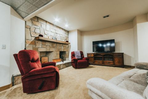 Tiny photo for 16187 Kreashbaum Road, Rockbridge, OH 43149 (MLS # 226000601)