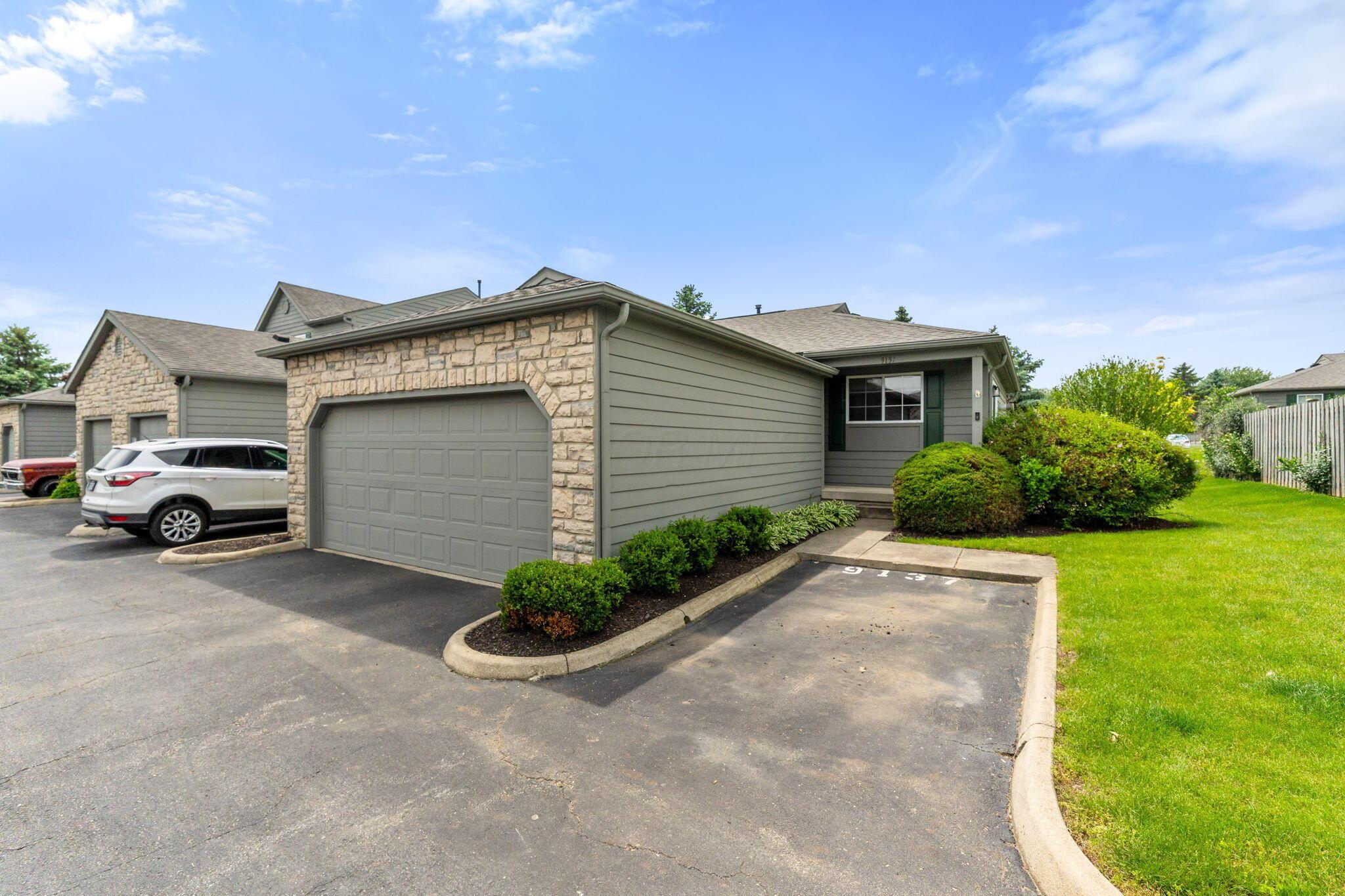 9137 Parkpoint Lane, Lewis Center, Ohio image 10