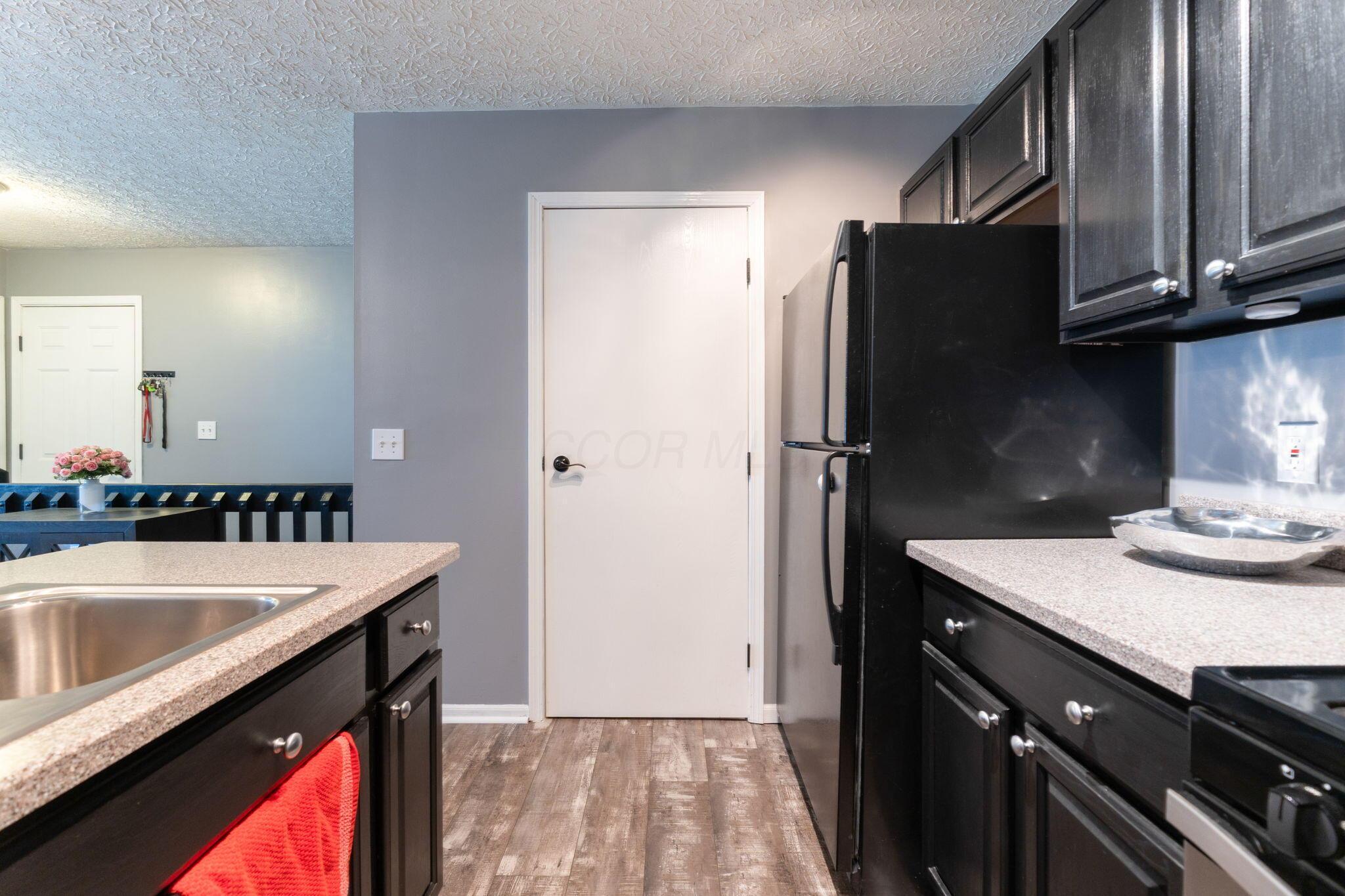 9137 Parkpoint Lane, Lewis Center, Ohio image 38