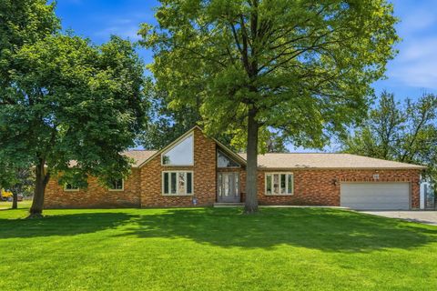 Photo of 6581 Sherry Lane, Hilliard, OH 43026 (MLS # 226016775)