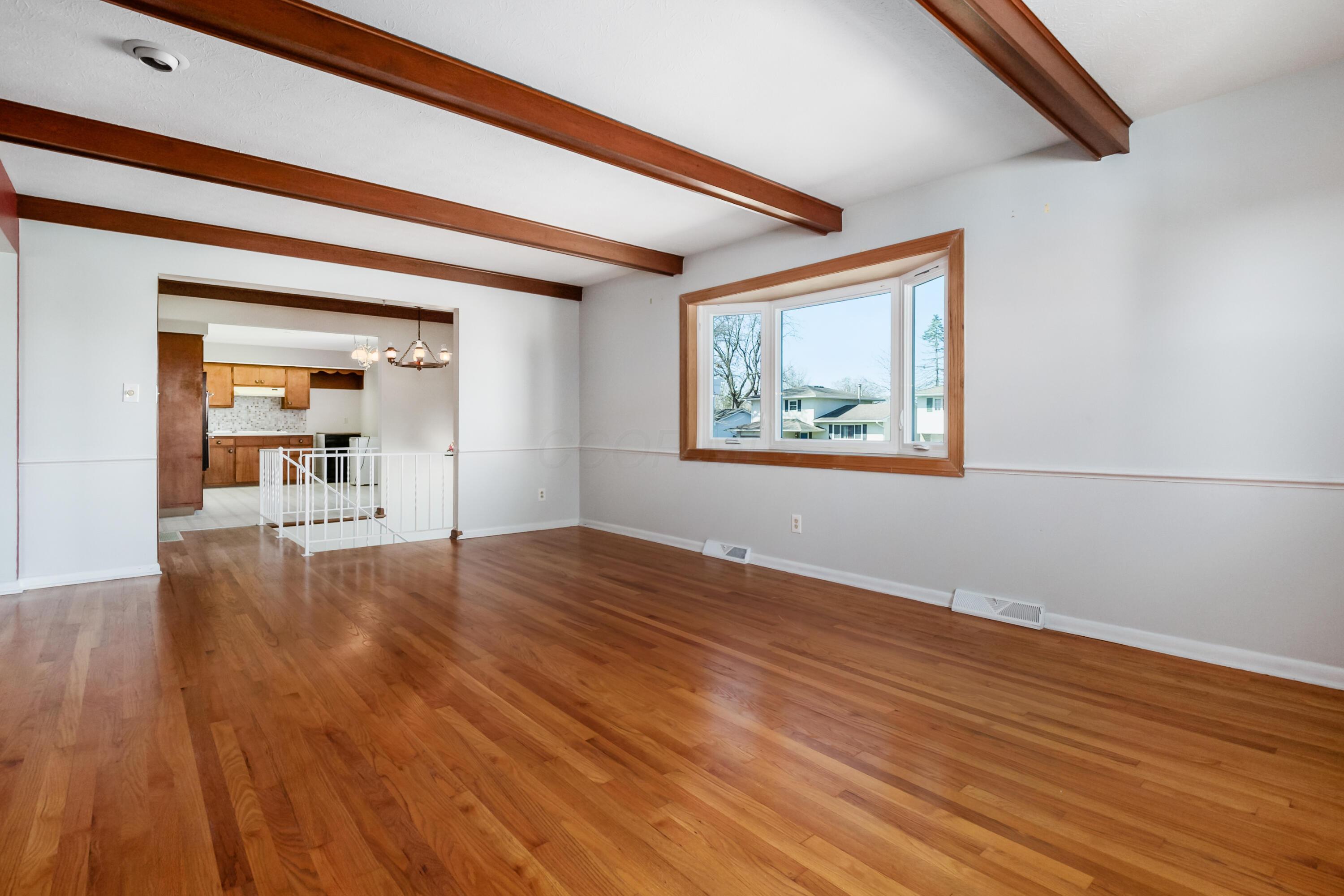 5782 Loganwood Road, Columbus, Ohio image 4