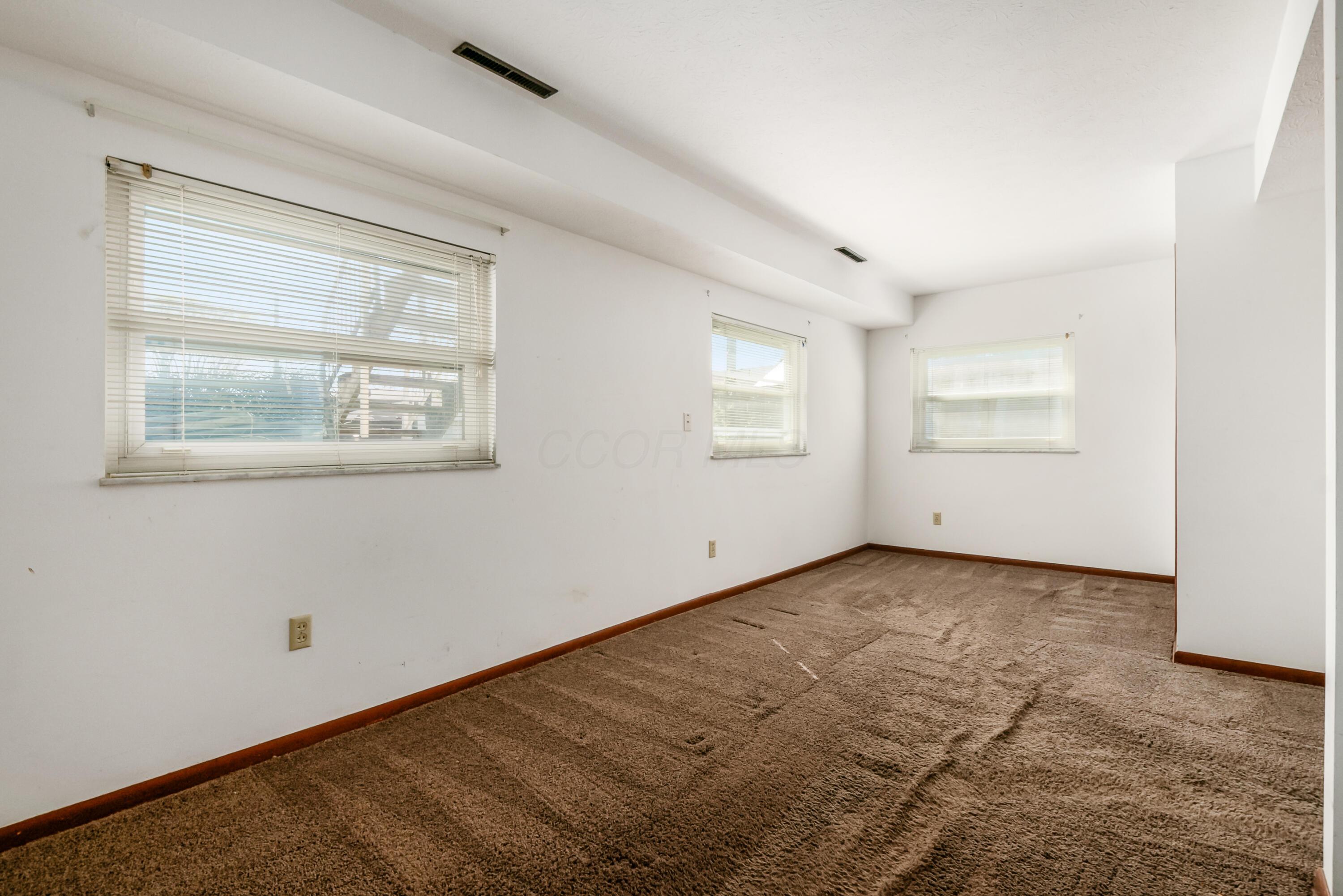 5782 Loganwood Road, Columbus, Ohio image 21