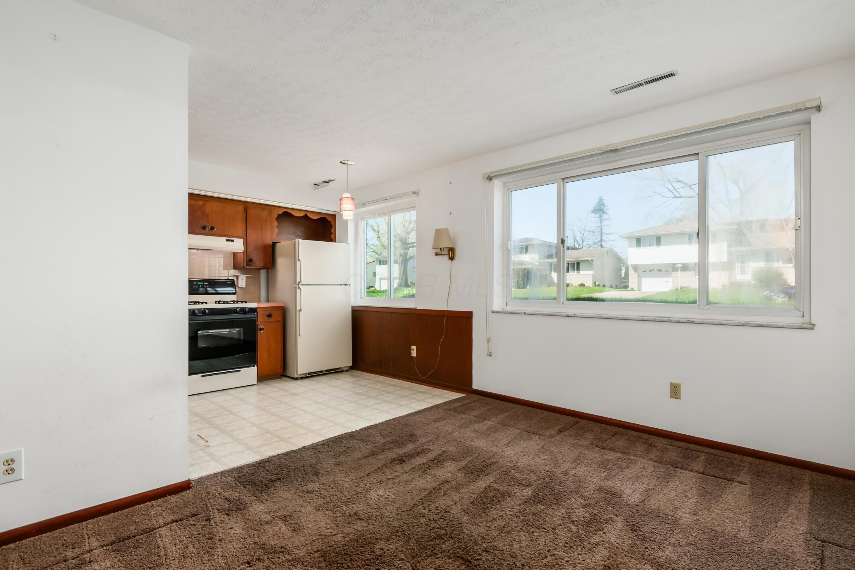 5782 Loganwood Road, Columbus, Ohio image 10