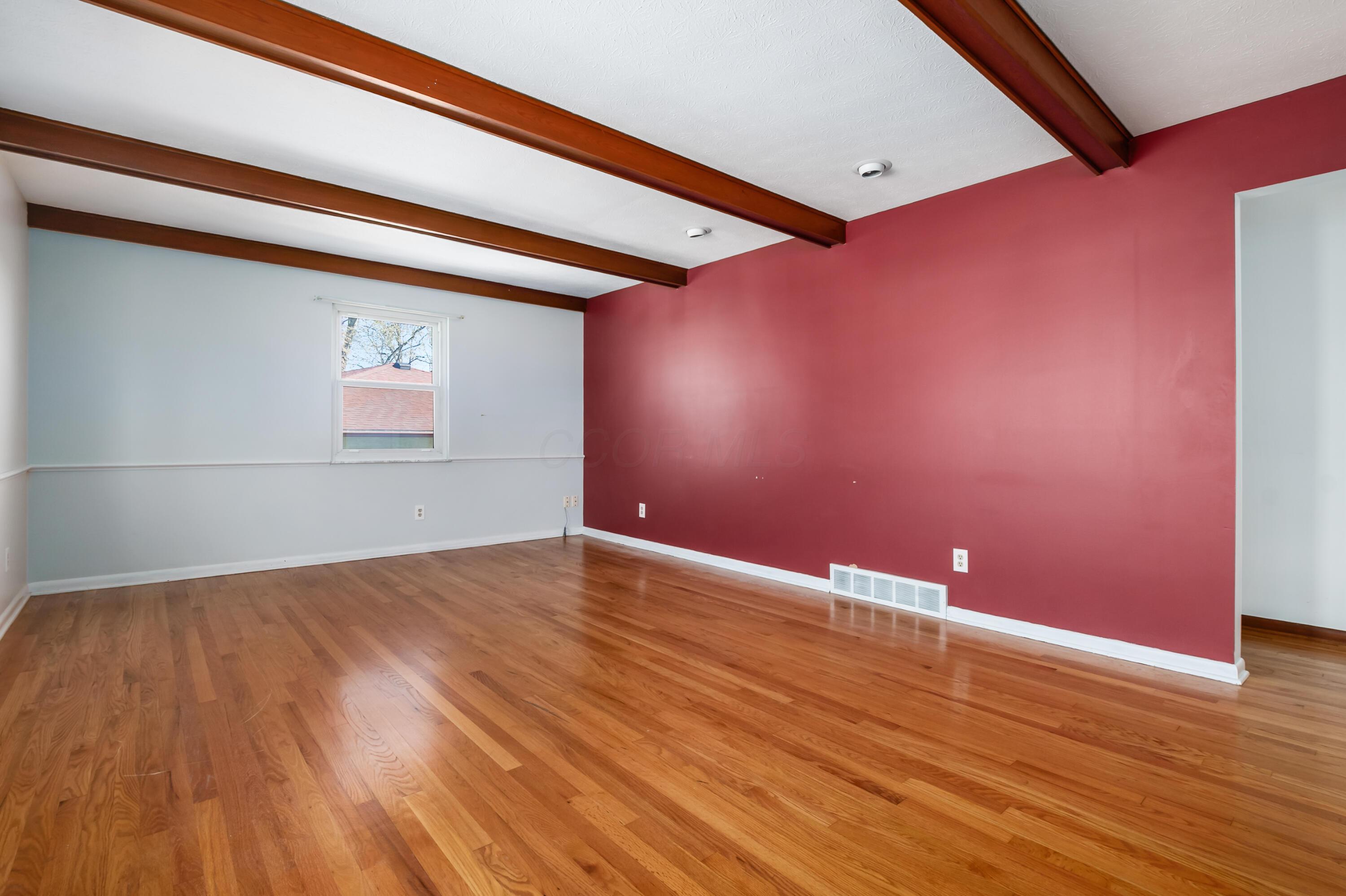 5782 Loganwood Road, Columbus, Ohio image 3