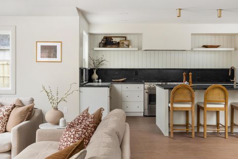 Tiny photo for 1869 Tewksbury Road, Upper Arlington, OH 43221 (MLS # 225045191)