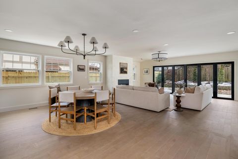 Tiny photo for 1869 Tewksbury Road, Upper Arlington, OH 43221 (MLS # 225045191)