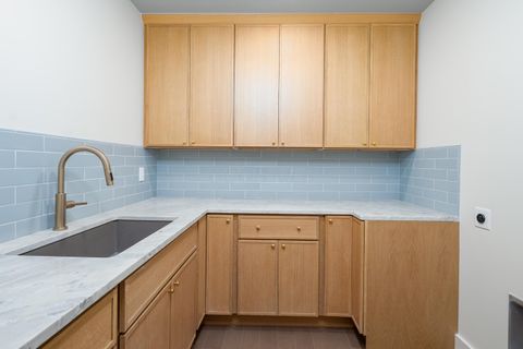 Tiny photo for 1869 Tewksbury Road, Upper Arlington, OH 43221 (MLS # 225045191)