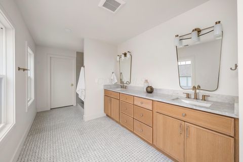 Tiny photo for 1869 Tewksbury Road, Upper Arlington, OH 43221 (MLS # 225045191)