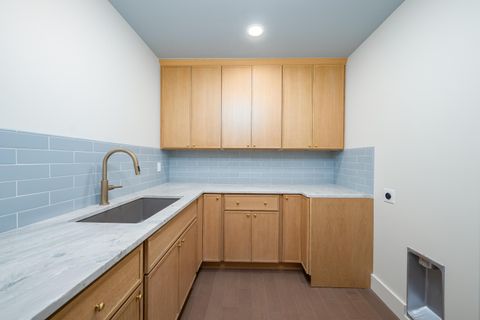 Tiny photo for 1869 Tewksbury Road, Upper Arlington, OH 43221 (MLS # 225045191)