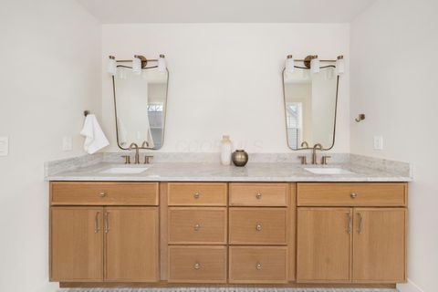 Tiny photo for 1869 Tewksbury Road, Upper Arlington, OH 43221 (MLS # 225045191)