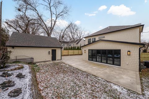 Tiny photo for 1869 Tewksbury Road, Upper Arlington, OH 43221 (MLS # 225045191)