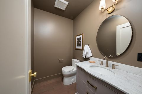 Tiny photo for 1869 Tewksbury Road, Upper Arlington, OH 43221 (MLS # 225045191)