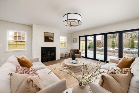 Tiny photo for 1869 Tewksbury Road, Upper Arlington, OH 43221 (MLS # 225045191)