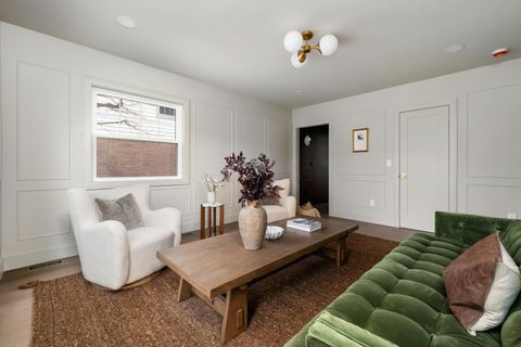 Tiny photo for 1869 Tewksbury Road, Upper Arlington, OH 43221 (MLS # 225045191)