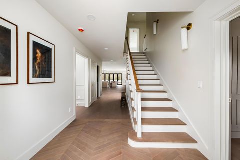 Tiny photo for 1869 Tewksbury Road, Upper Arlington, OH 43221 (MLS # 225045191)