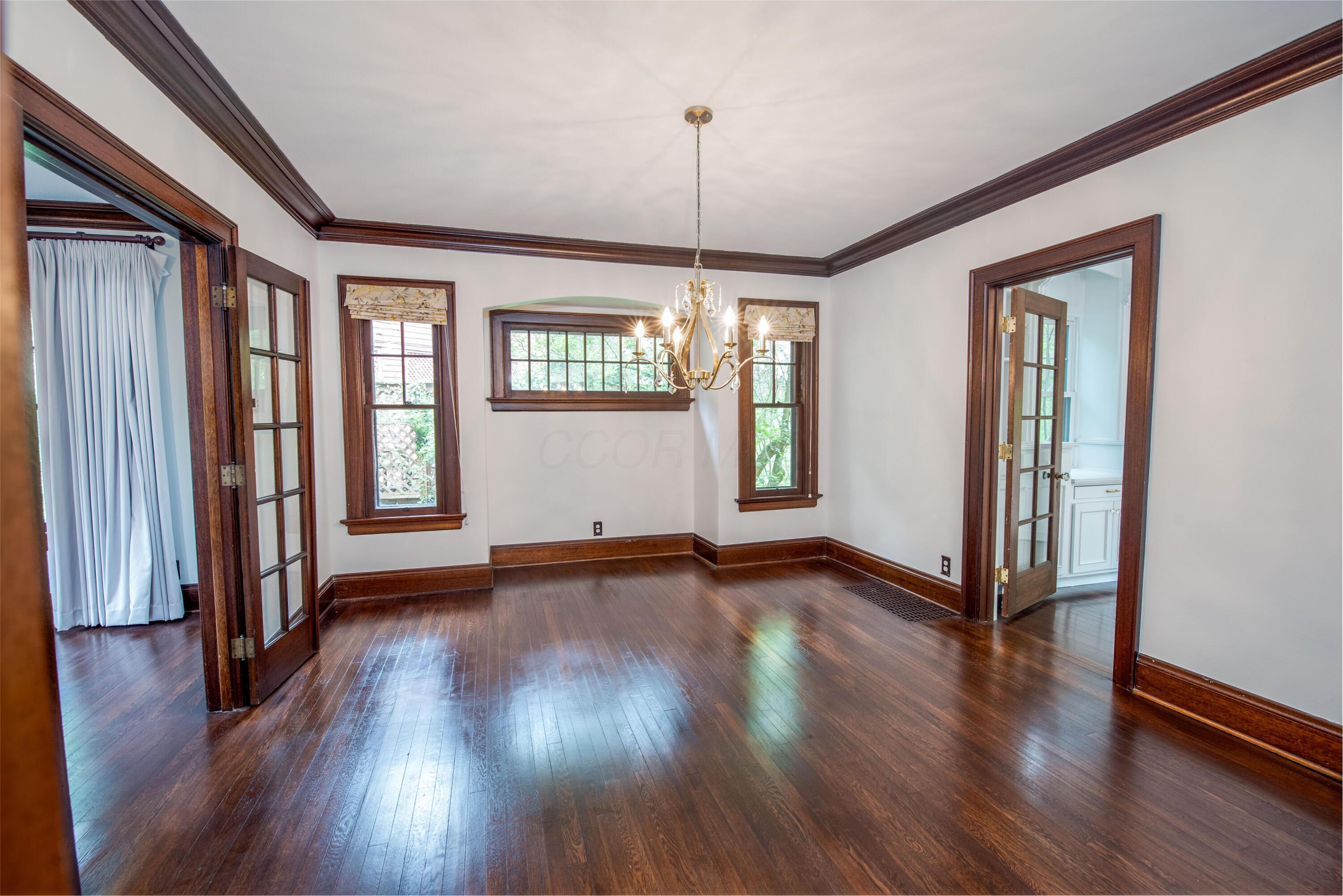 448 W College Street, Granville, Ohio image 18