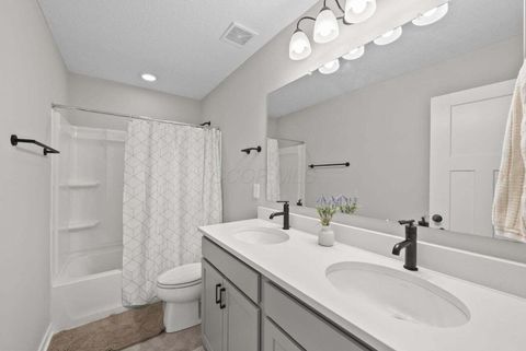 Tiny photo for 2557 Taberville Drive, Blacklick, OH 43004 (MLS # 225037532)