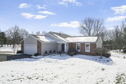 Photo of 5699 Feldon Court NW, Carroll, OH 43112 (MLS # 226006289)