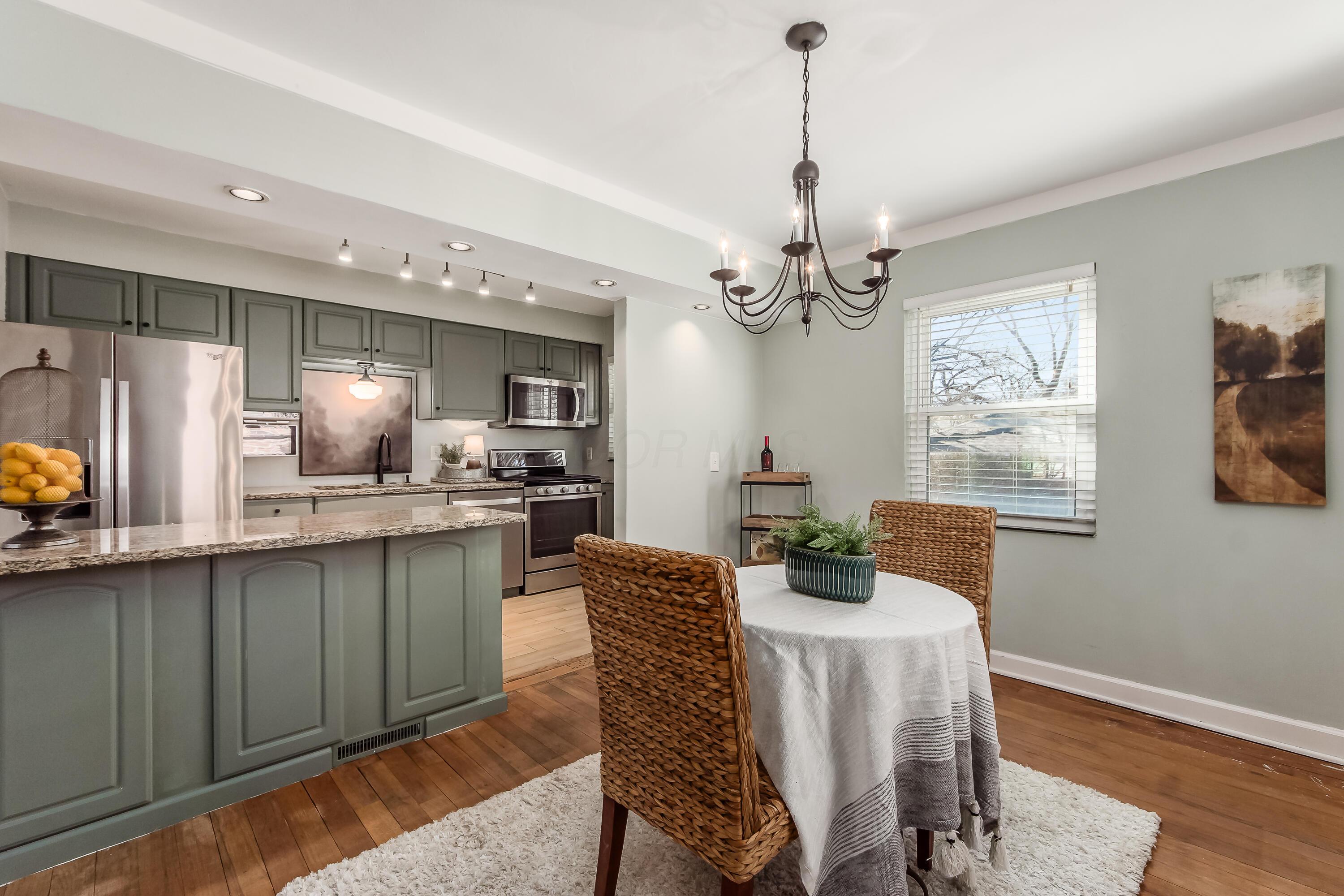 1585 Waltham Road, Columbus, Ohio image 7