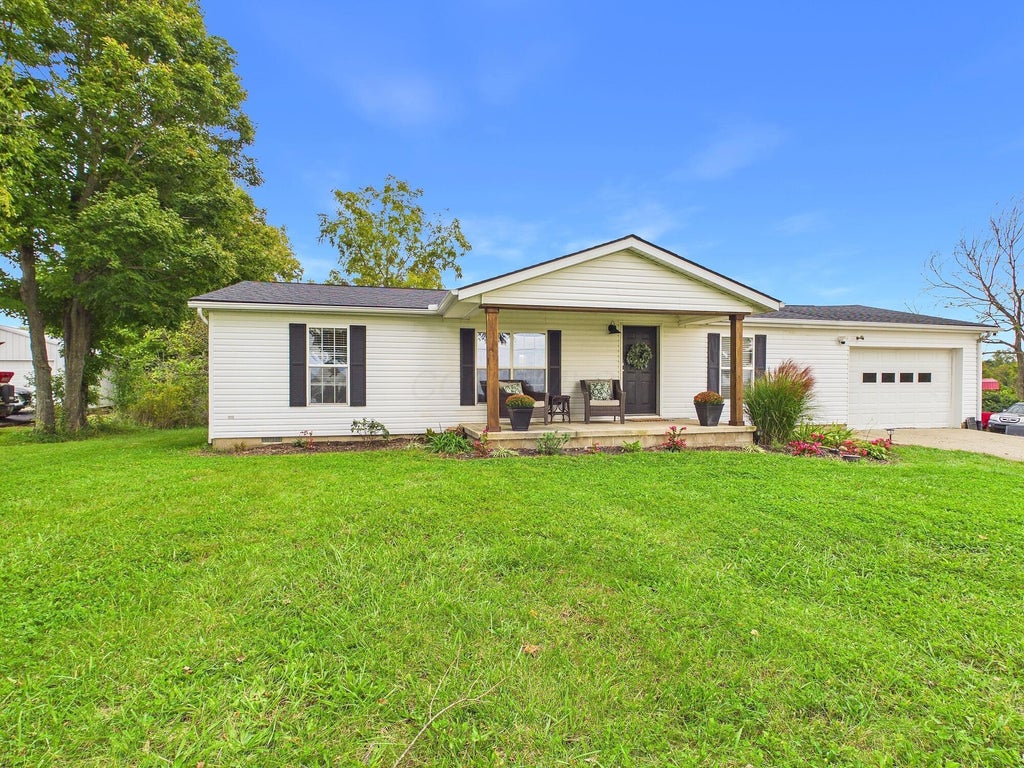 Photo of 27680 Pickaway Saltcreek Road, Circleville, OH 43113 (MLS # 226037257)