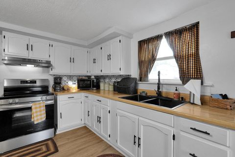 Tiny photo for 19616 North Street, Laurelville, OH 43135 (MLS # 226006156)