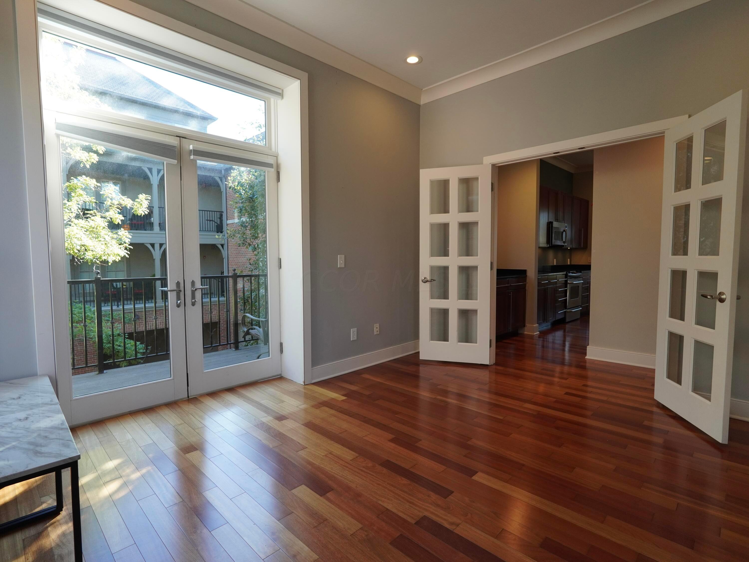 Columbus, Ohio 43206, United States, 2 Bedrooms Bedrooms, ,3 BathroomsBathrooms,Residential,Active,36518