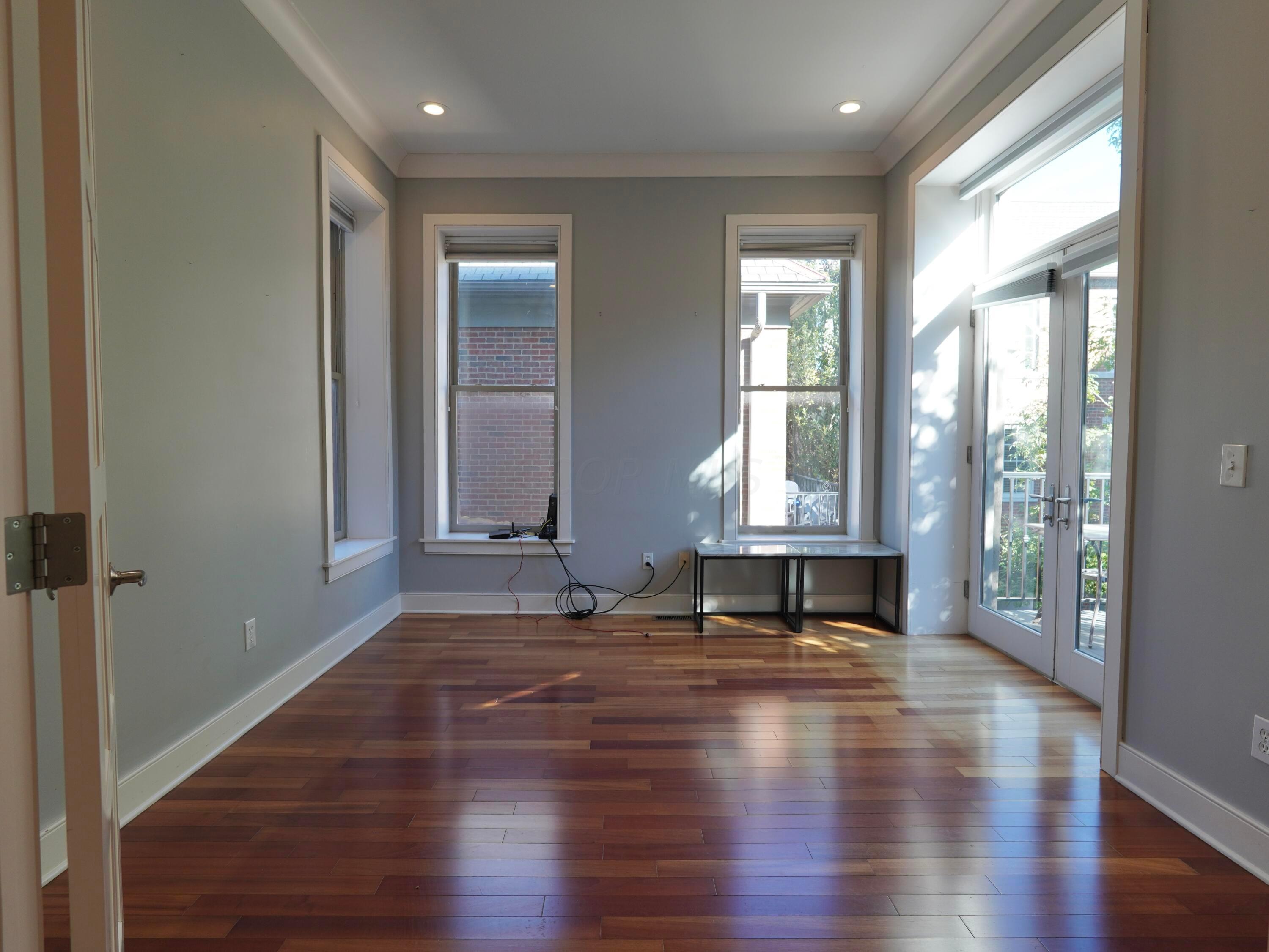 Columbus, Ohio 43206, United States, 2 Bedrooms Bedrooms, ,3 BathroomsBathrooms,Residential,Active,36518