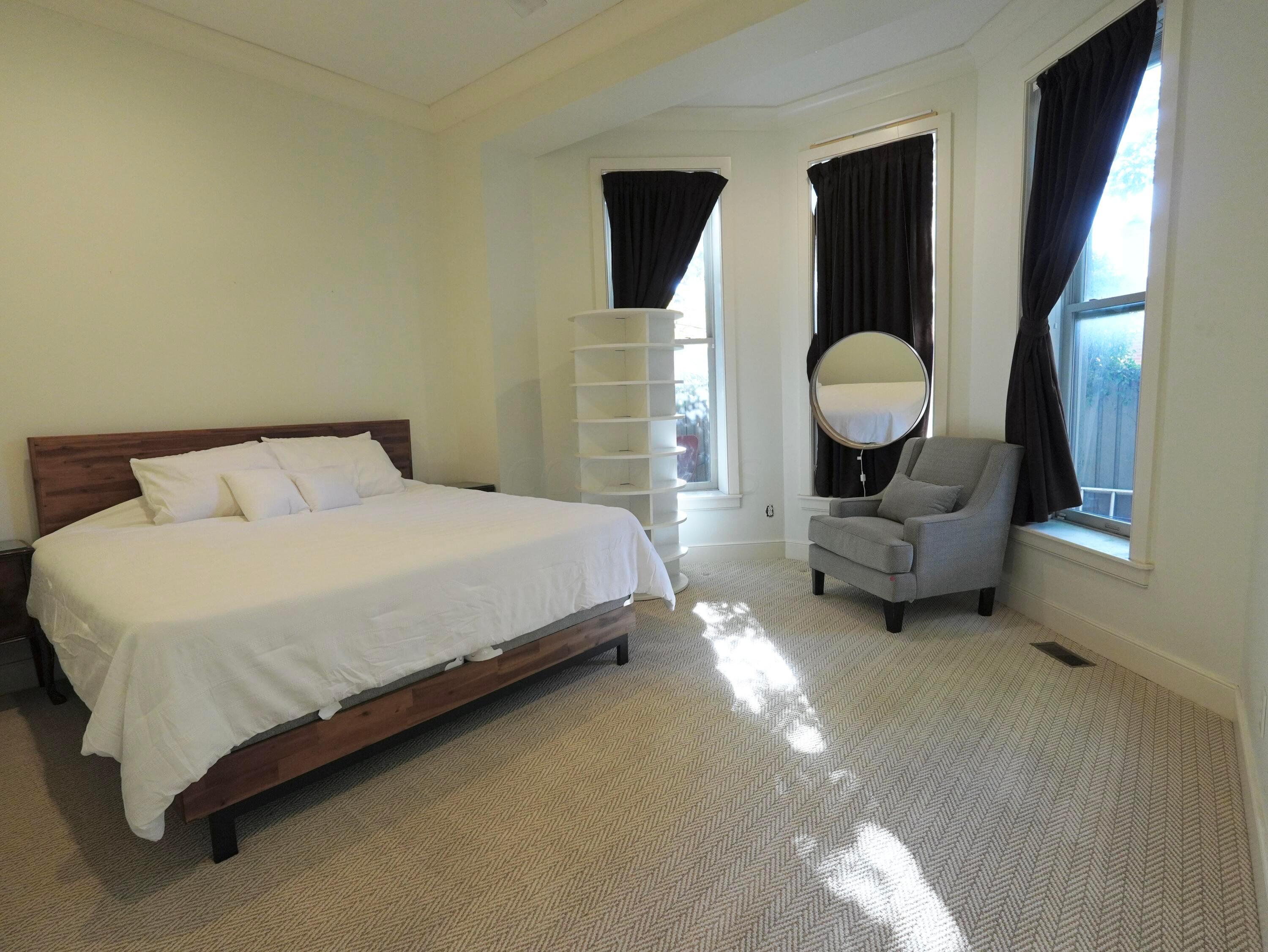 Columbus, Ohio 43206, United States, 2 Bedrooms Bedrooms, ,3 BathroomsBathrooms,Residential,Active,36518