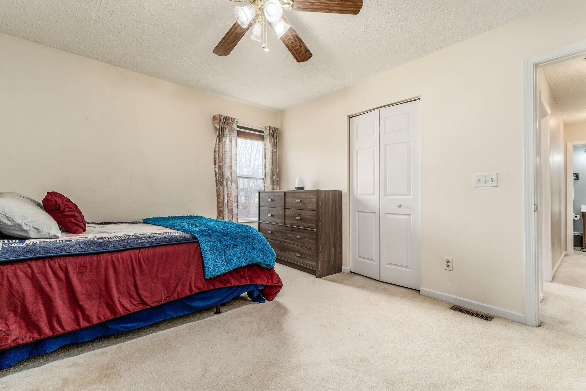 124 Long Hollow Drive, Etna, Ohio image 32