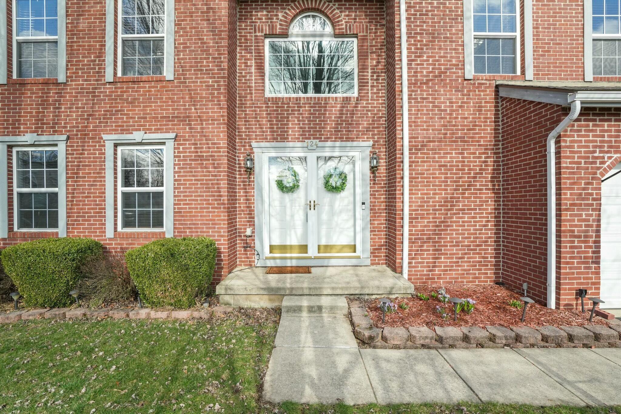 124 Long Hollow Drive, Etna, Ohio image 3