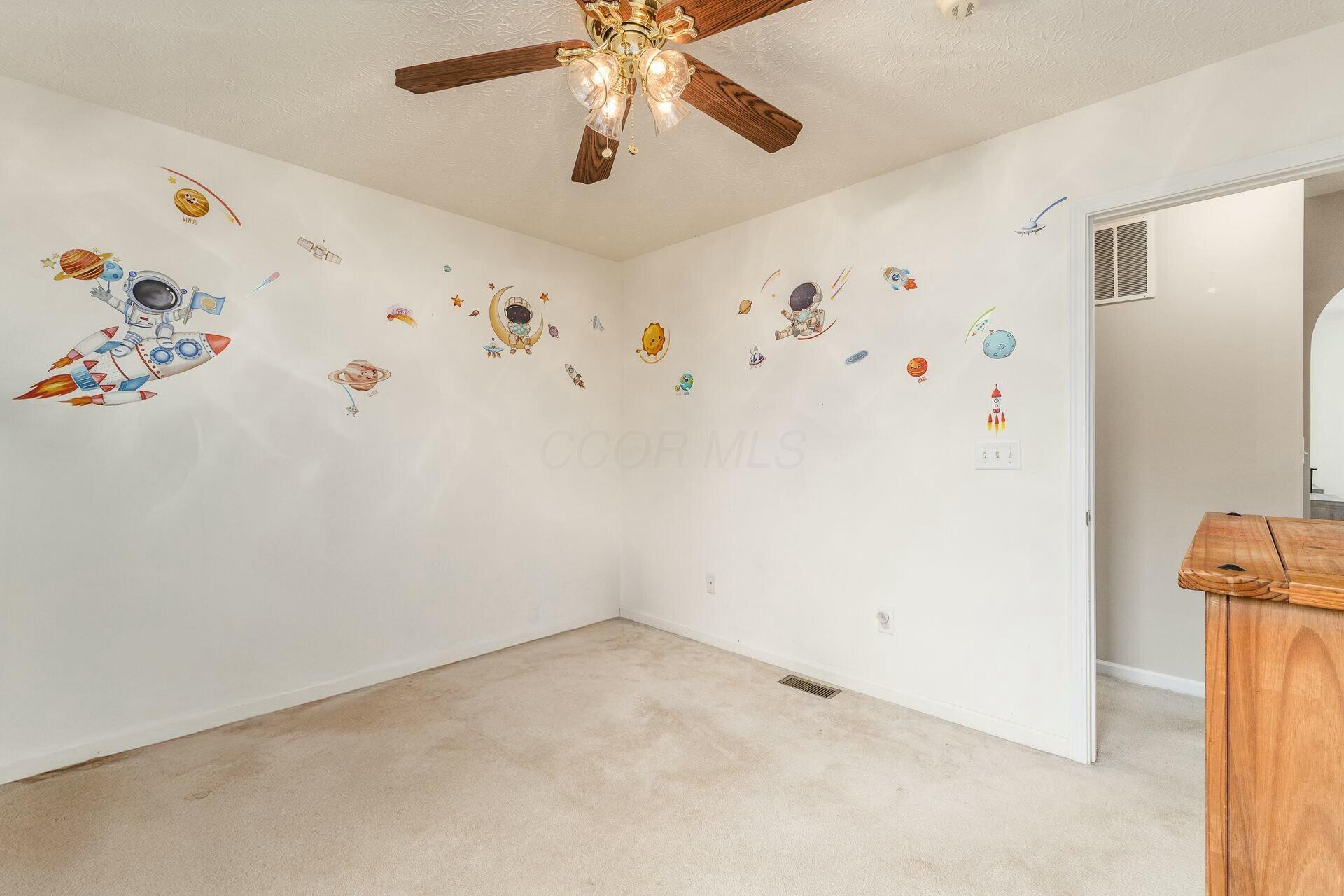 124 Long Hollow Drive, Etna, Ohio image 30