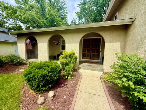 Tiny photo for 1379 Brenthaven Place, Columbus, OH 43228 (MLS # 226019640)