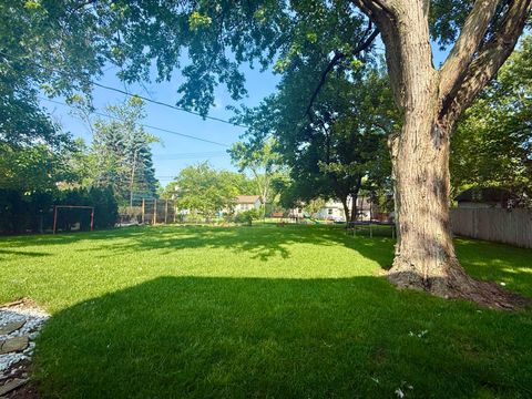 Tiny photo for 1379 Brenthaven Place, Columbus, OH 43228 (MLS # 226019640)